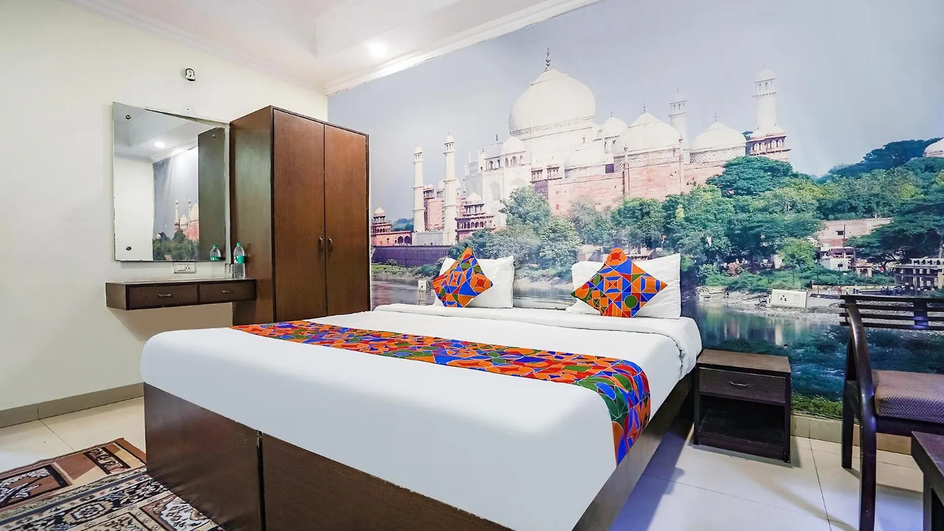 Fabhotel Taj Heritage アーグラ ホテル